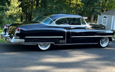 Cadillac-DeVille-1952-Coupe-3