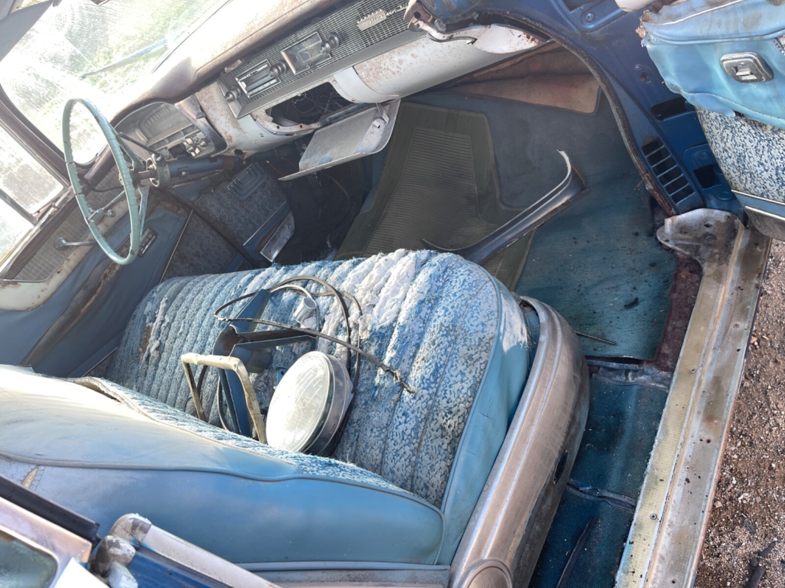 Cadillac-DeVille-1956-Sedan-11