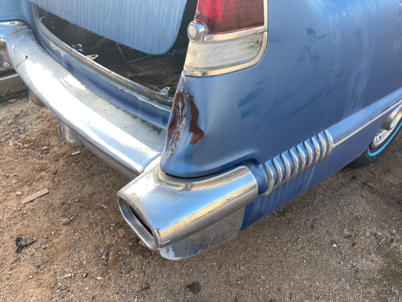 Cadillac-DeVille-1956-Sedan-3