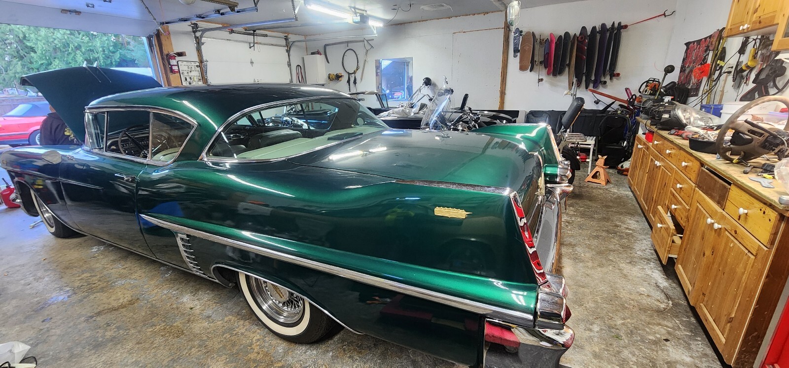Cadillac DeVille 1957