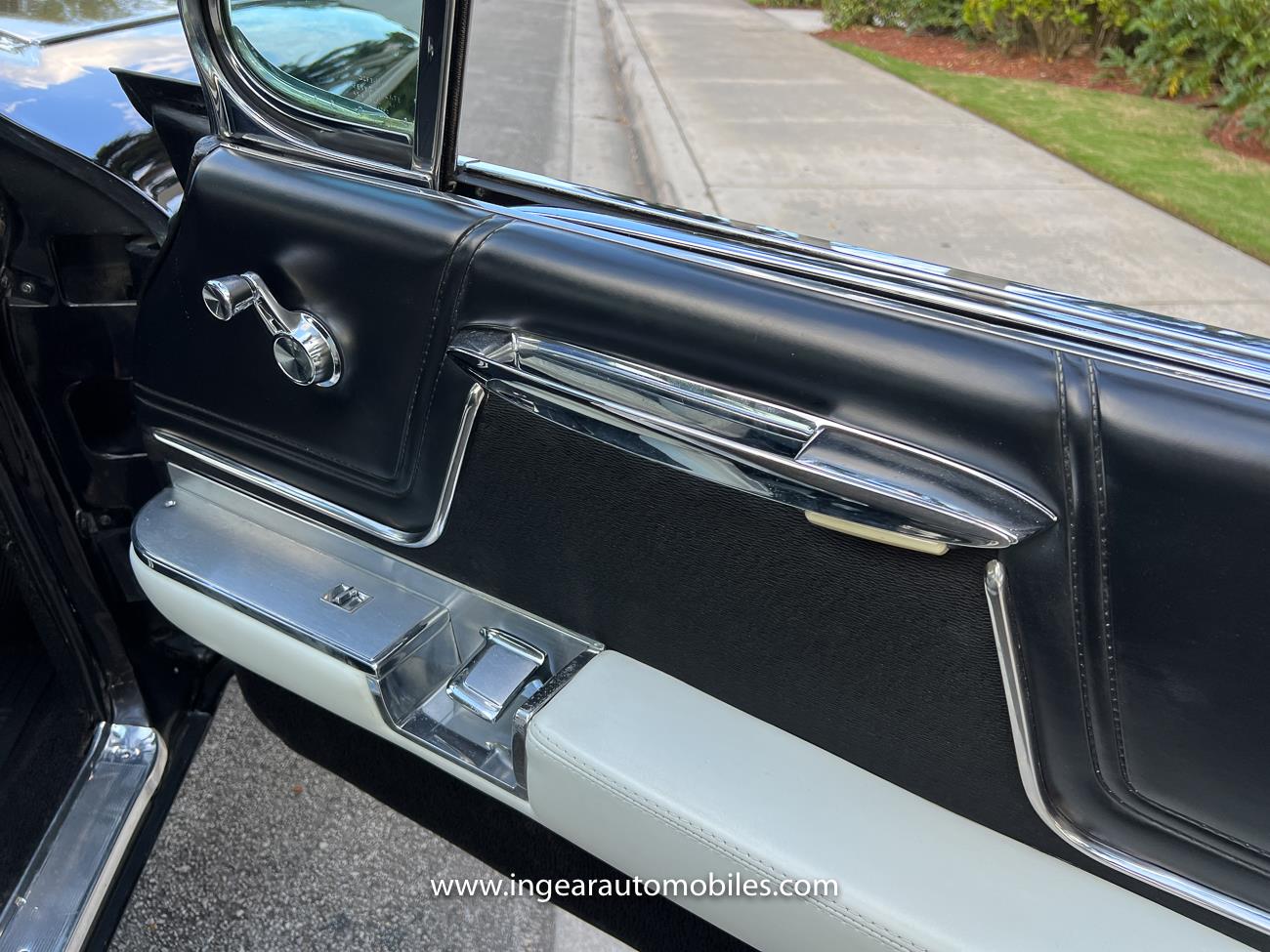 Cadillac-DeVille-1962-coupe-14