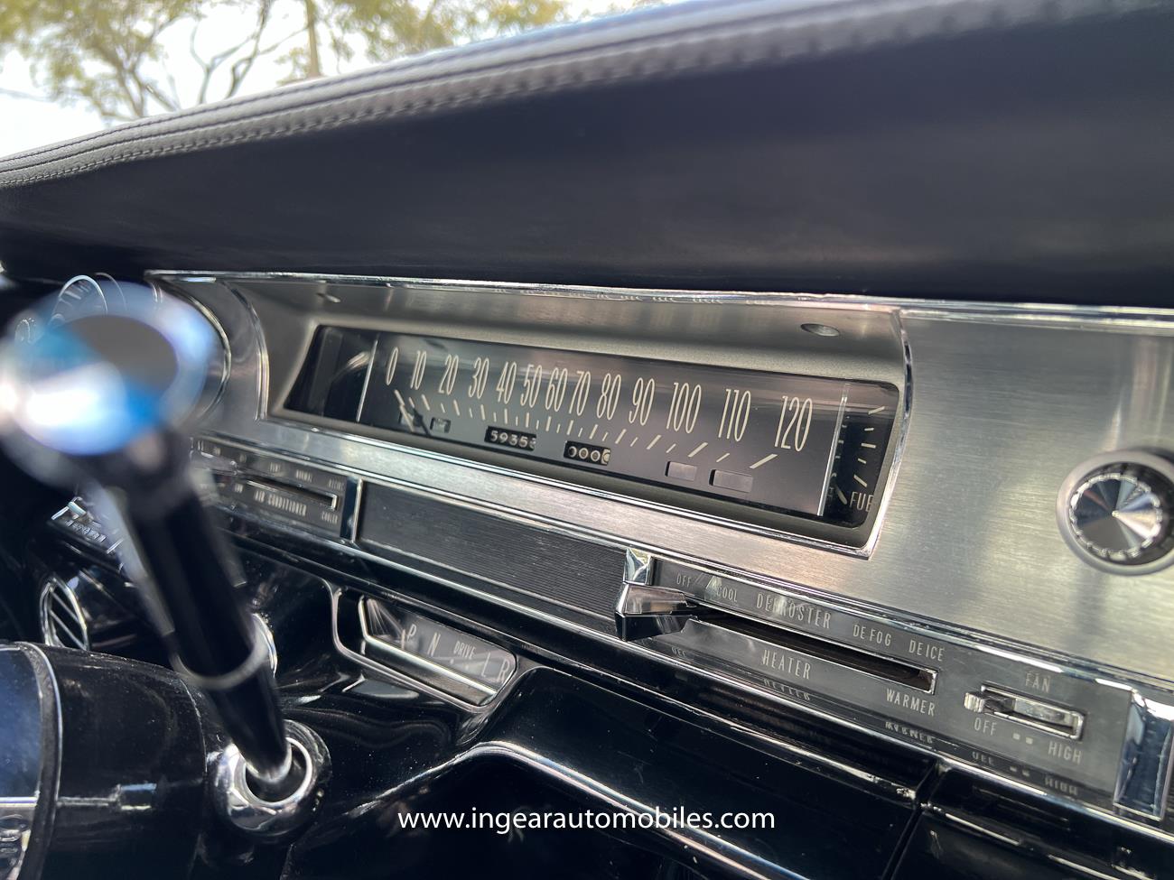 Cadillac-DeVille-1962-coupe-19
