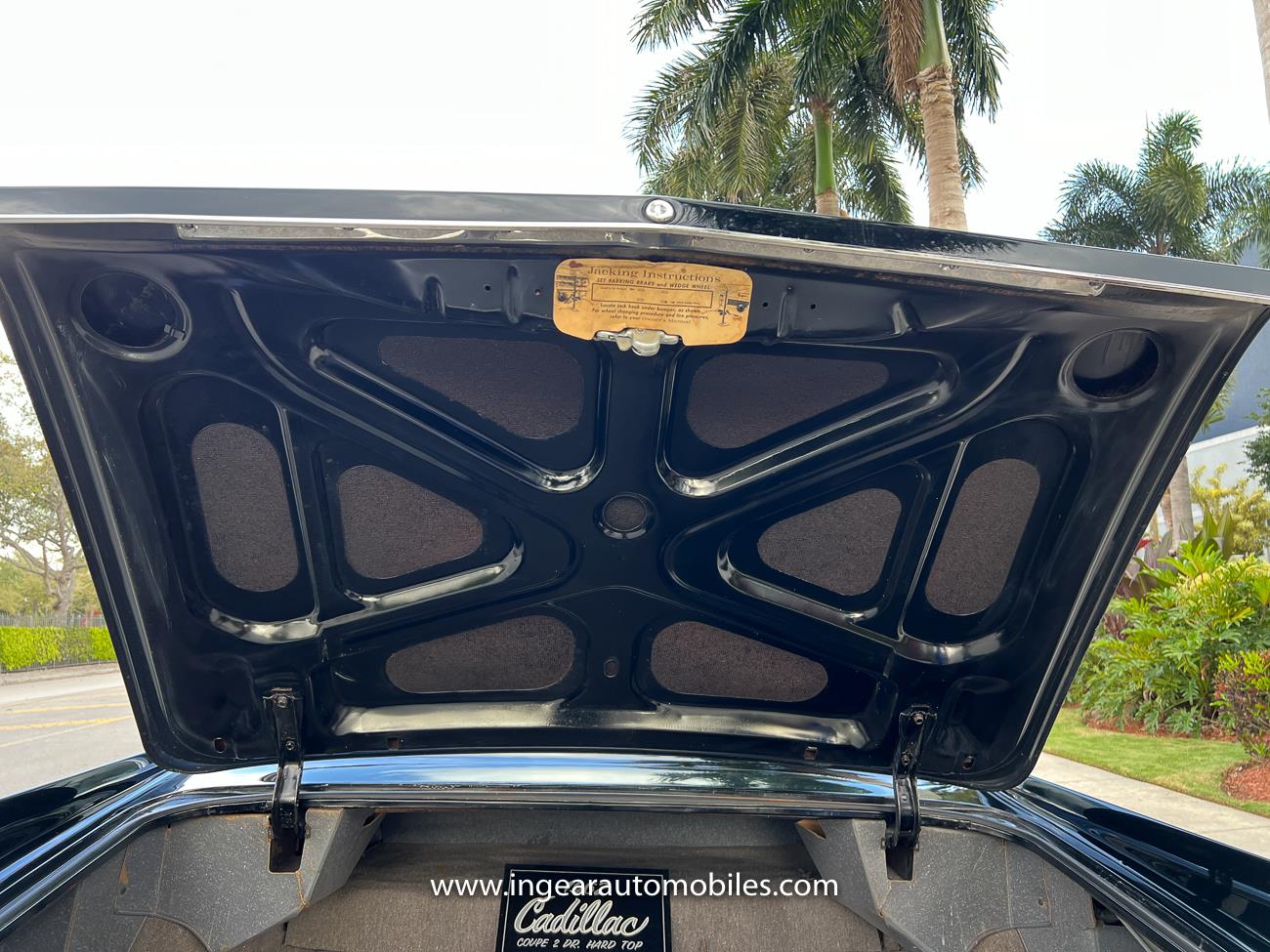Cadillac-DeVille-1962-coupe-37