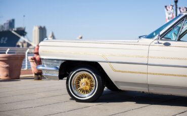 Cadillac-DeVille-1964-Coupe-18