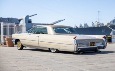 Cadillac-DeVille-1964-Coupe-20