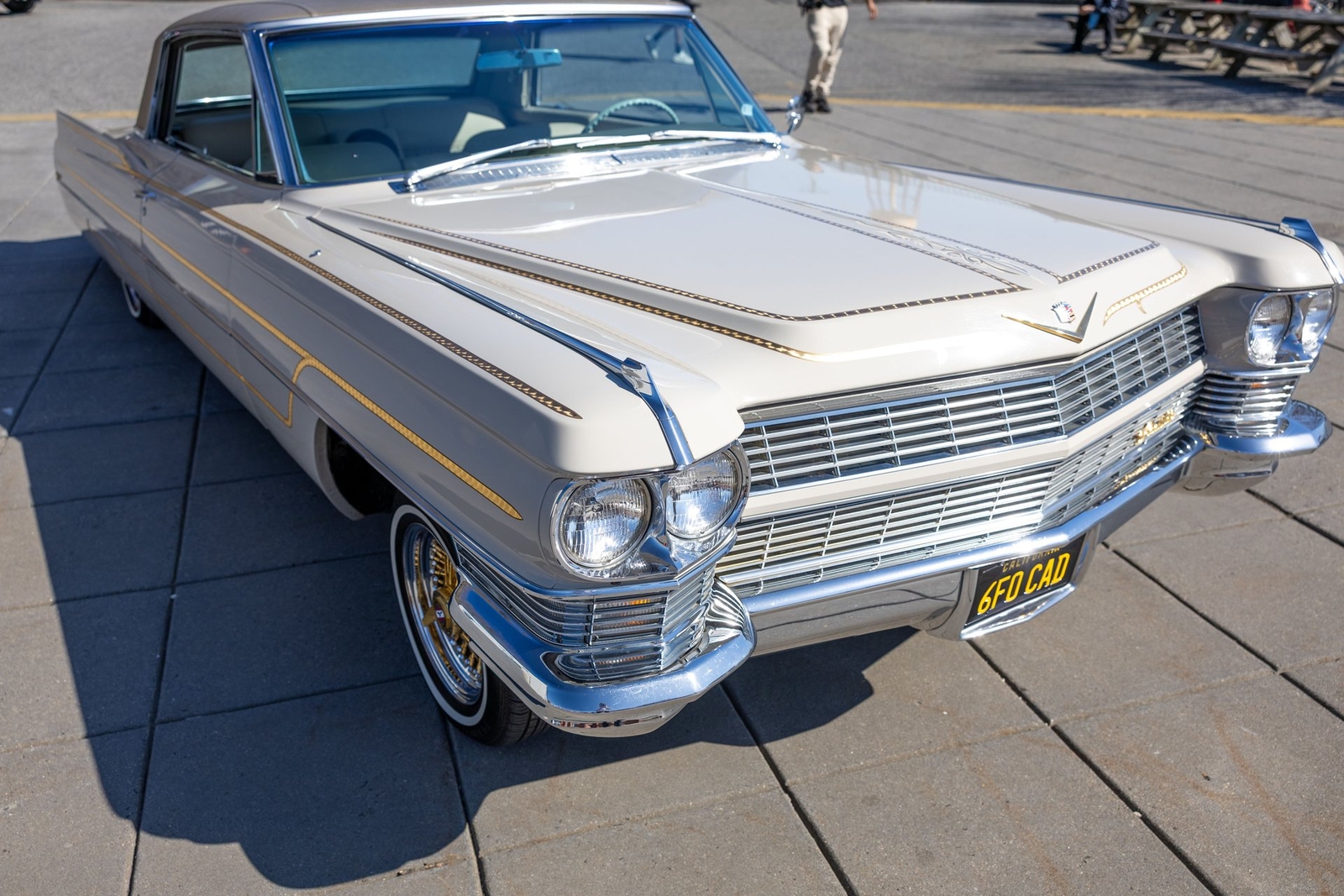 Cadillac-DeVille-1964-Coupe-27