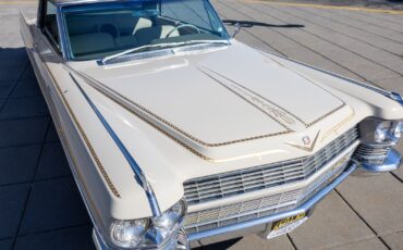 Cadillac-DeVille-1964-Coupe-28