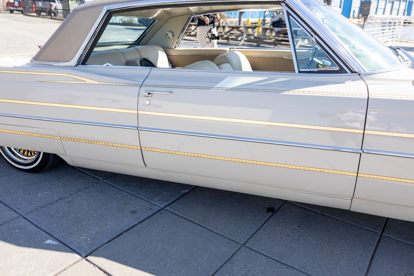 Cadillac-DeVille-1964-Coupe-30