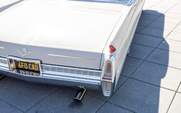 Cadillac-DeVille-1964-Coupe-32