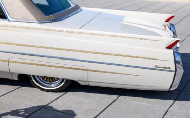 Cadillac-DeVille-1964-Coupe-37