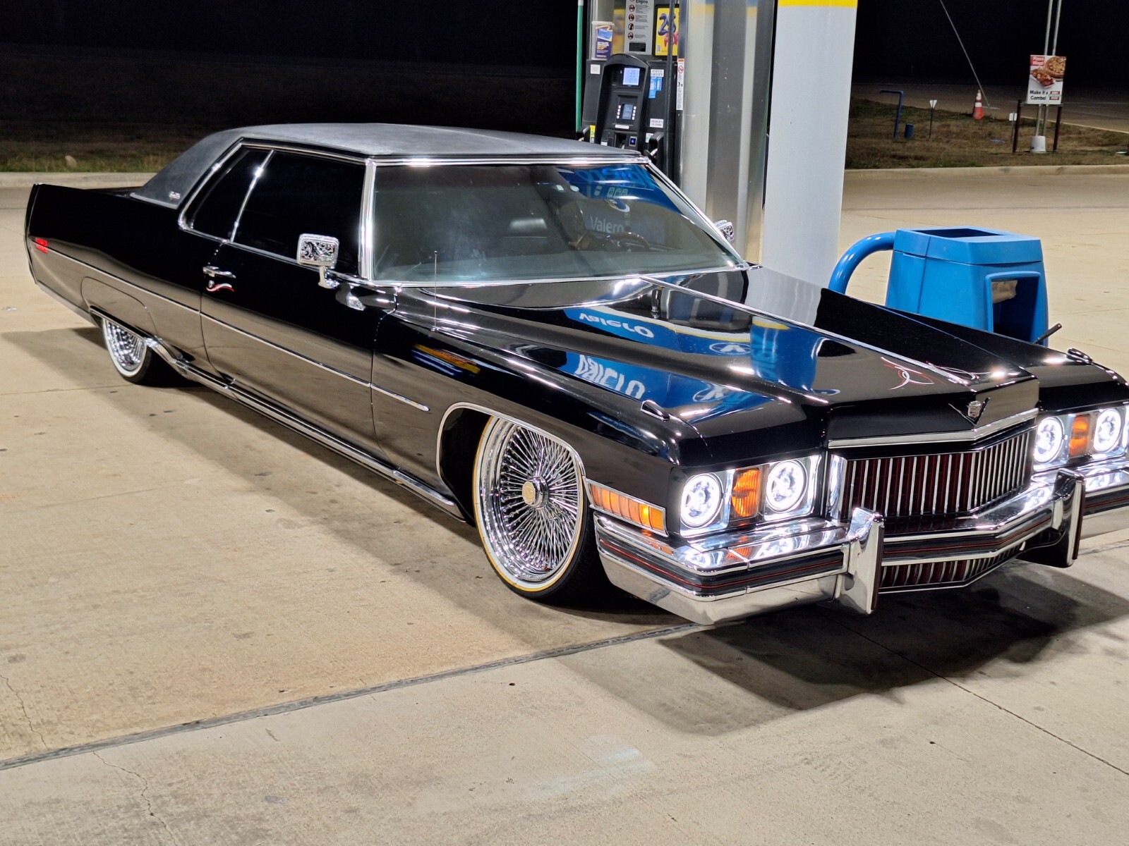 Cadillac-DeVille-1973-Coupe-2