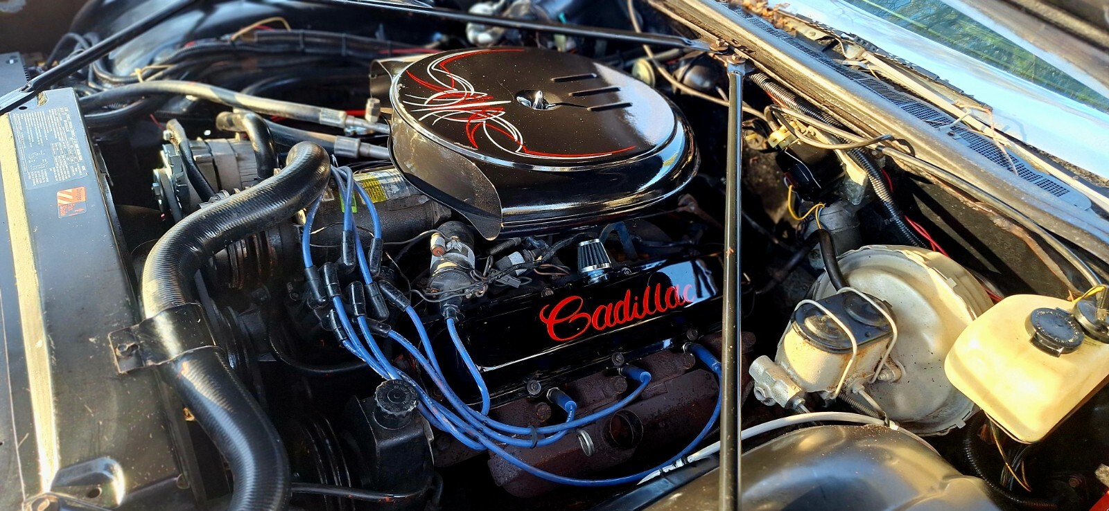 Cadillac-DeVille-1973-Coupe-38
