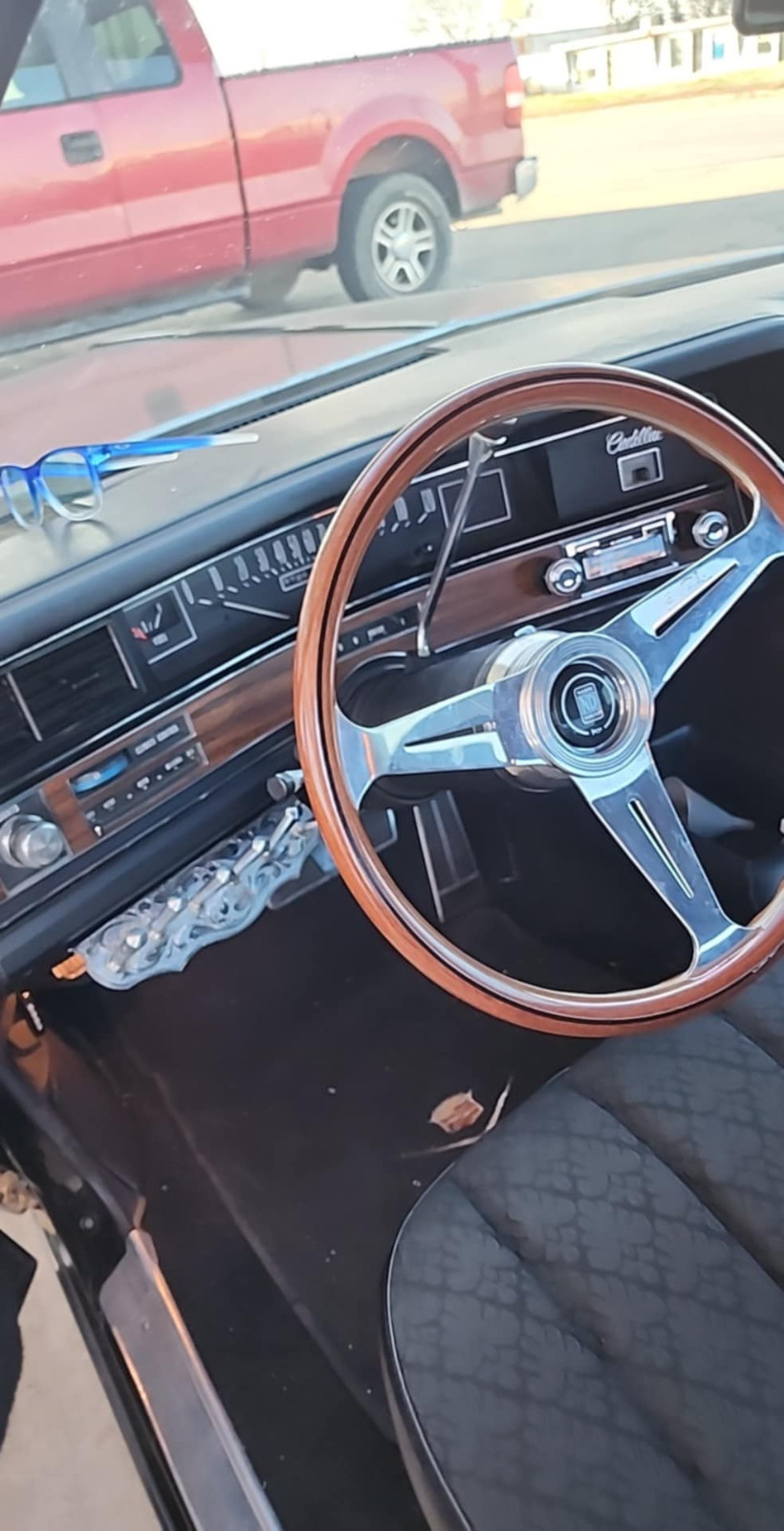 Cadillac-DeVille-1973-Coupe-39