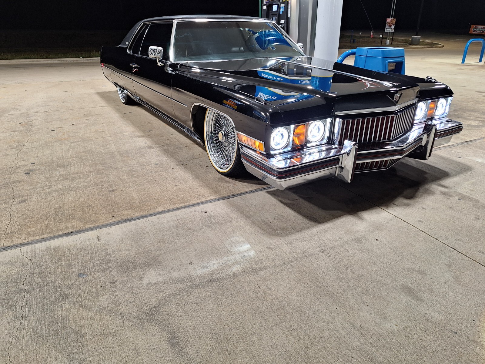 Cadillac-DeVille-1973-Coupe-4