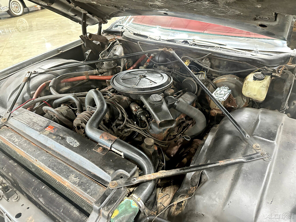 Cadillac-DeVille-1973-Other-13