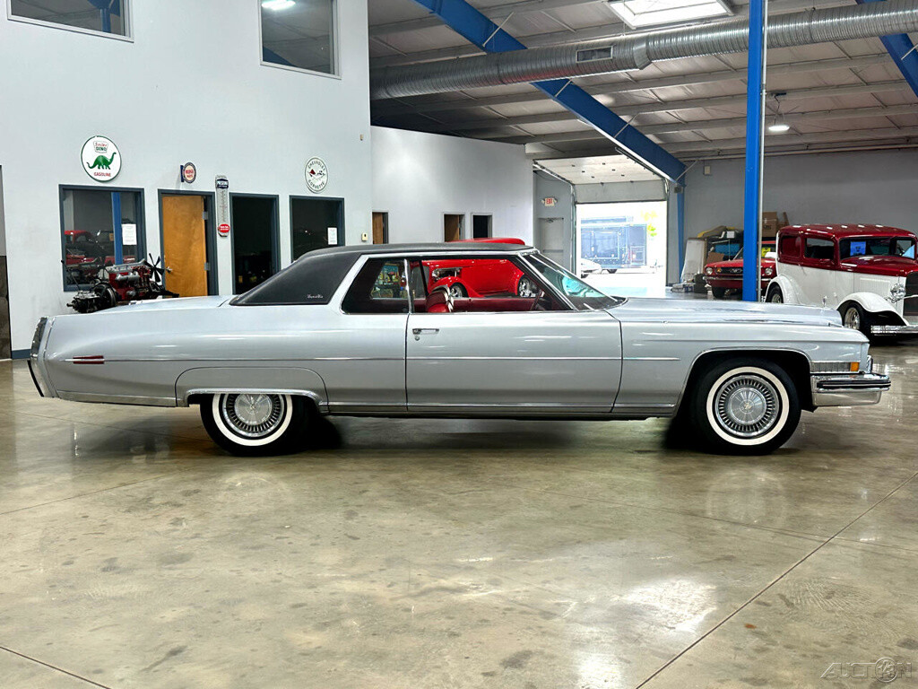 Cadillac-DeVille-1973-Other-7