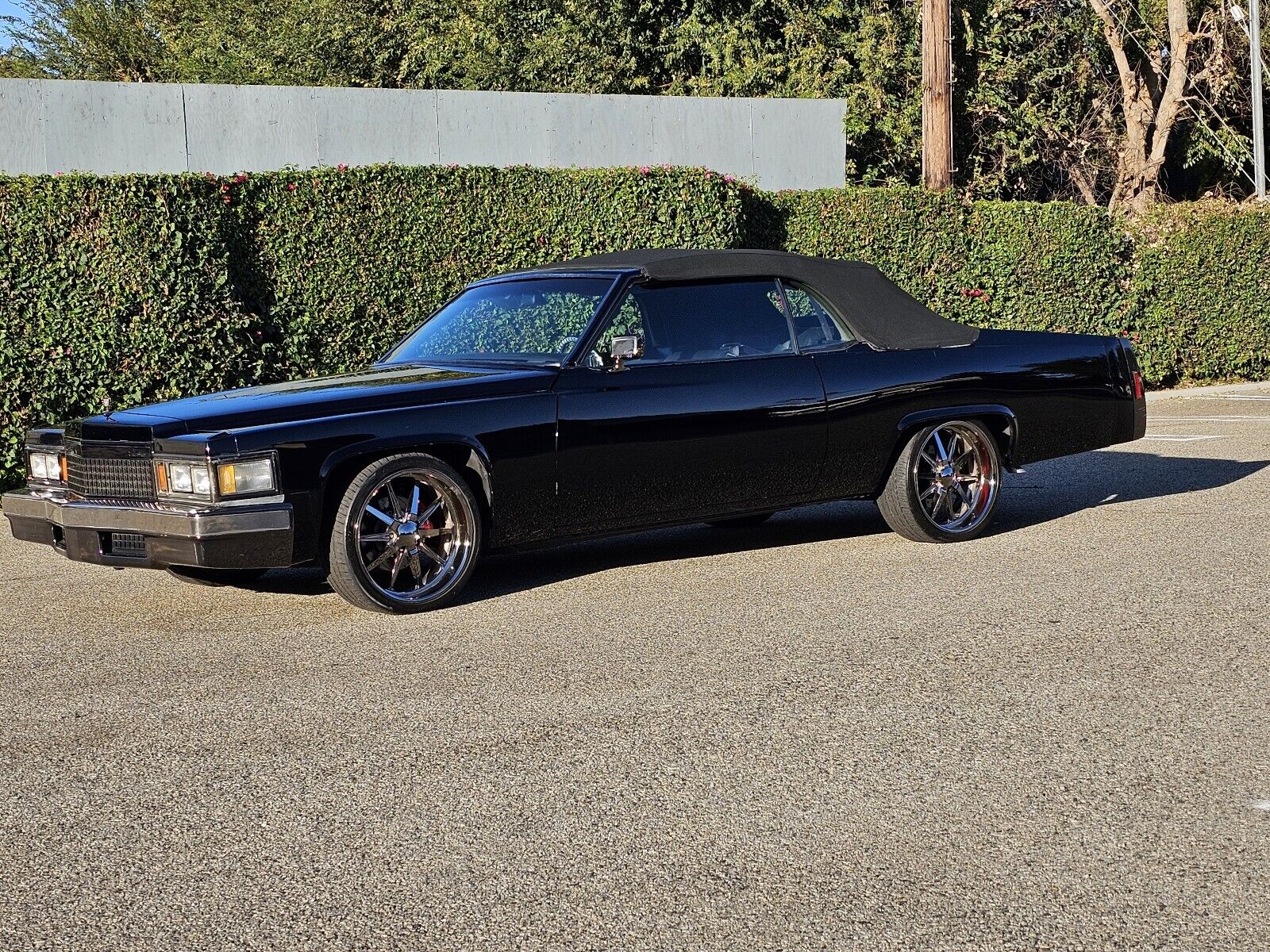 Cadillac-DeVille-1979-Convertible-25