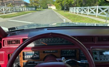 Cadillac-DeVille-1987-Sedan-17