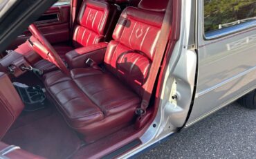 Cadillac-DeVille-1987-Sedan-2