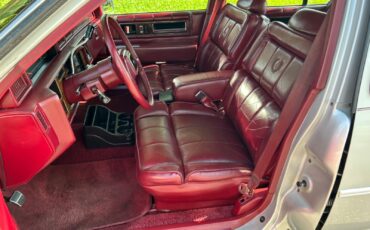 Cadillac-DeVille-1987-Sedan-7