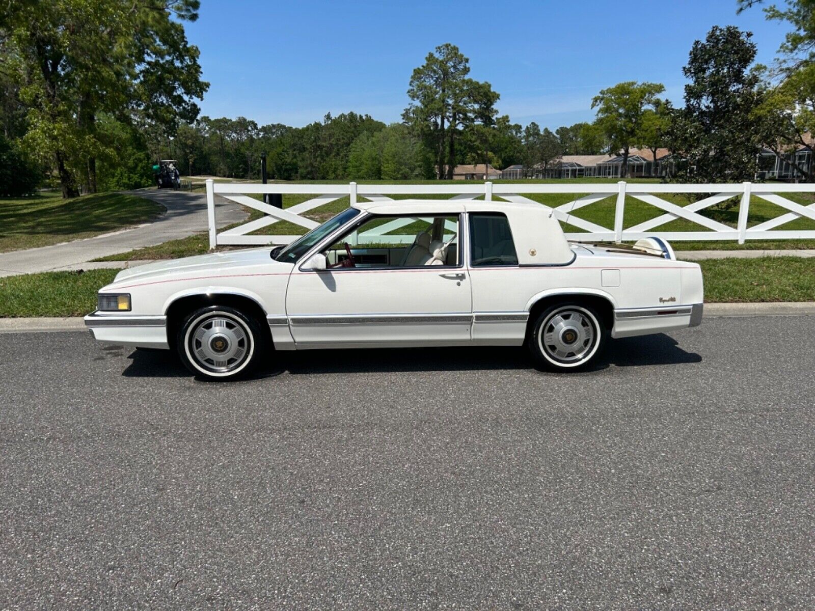 Cadillac-DeVille-1992-Coupe-1