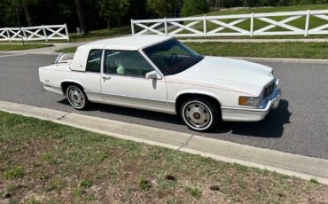 Cadillac-DeVille-1992-Coupe-17