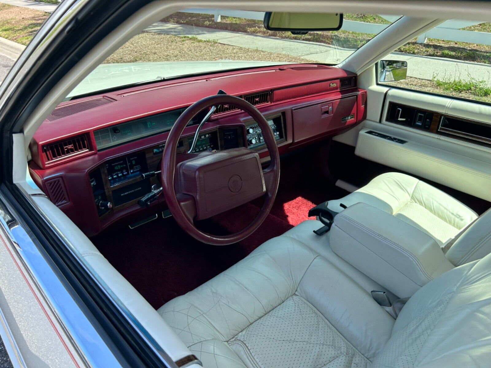 Cadillac-DeVille-1992-Coupe-21