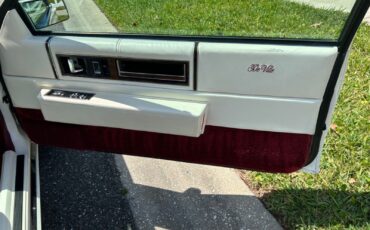 Cadillac-DeVille-1992-Coupe-32