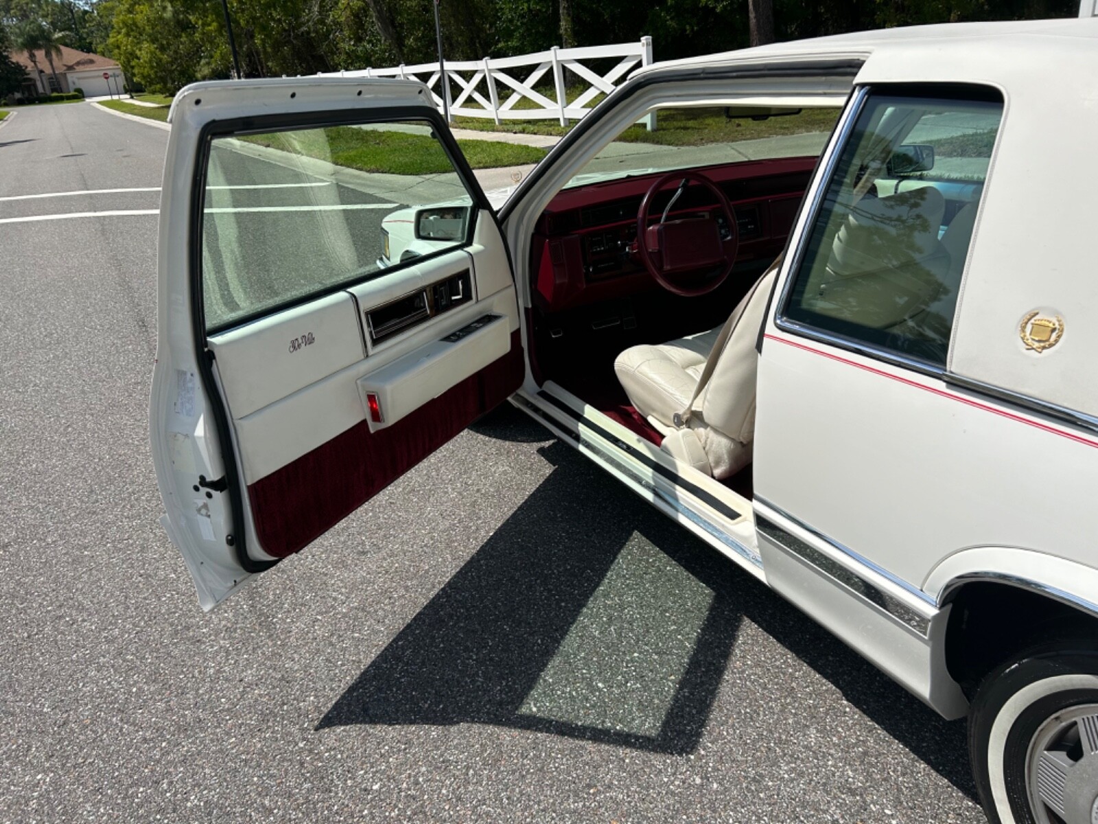 Cadillac-DeVille-1992-Coupe-5