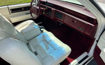 Cadillac-DeVille-1992-Coupe-9