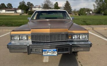 Cadillac-Devile-1977-11
