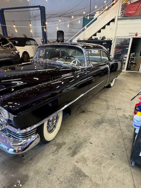 Cadillac-Deville-1954-1