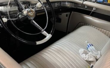 Cadillac-Deville-1954-3