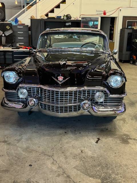 Cadillac-Deville-1954-7