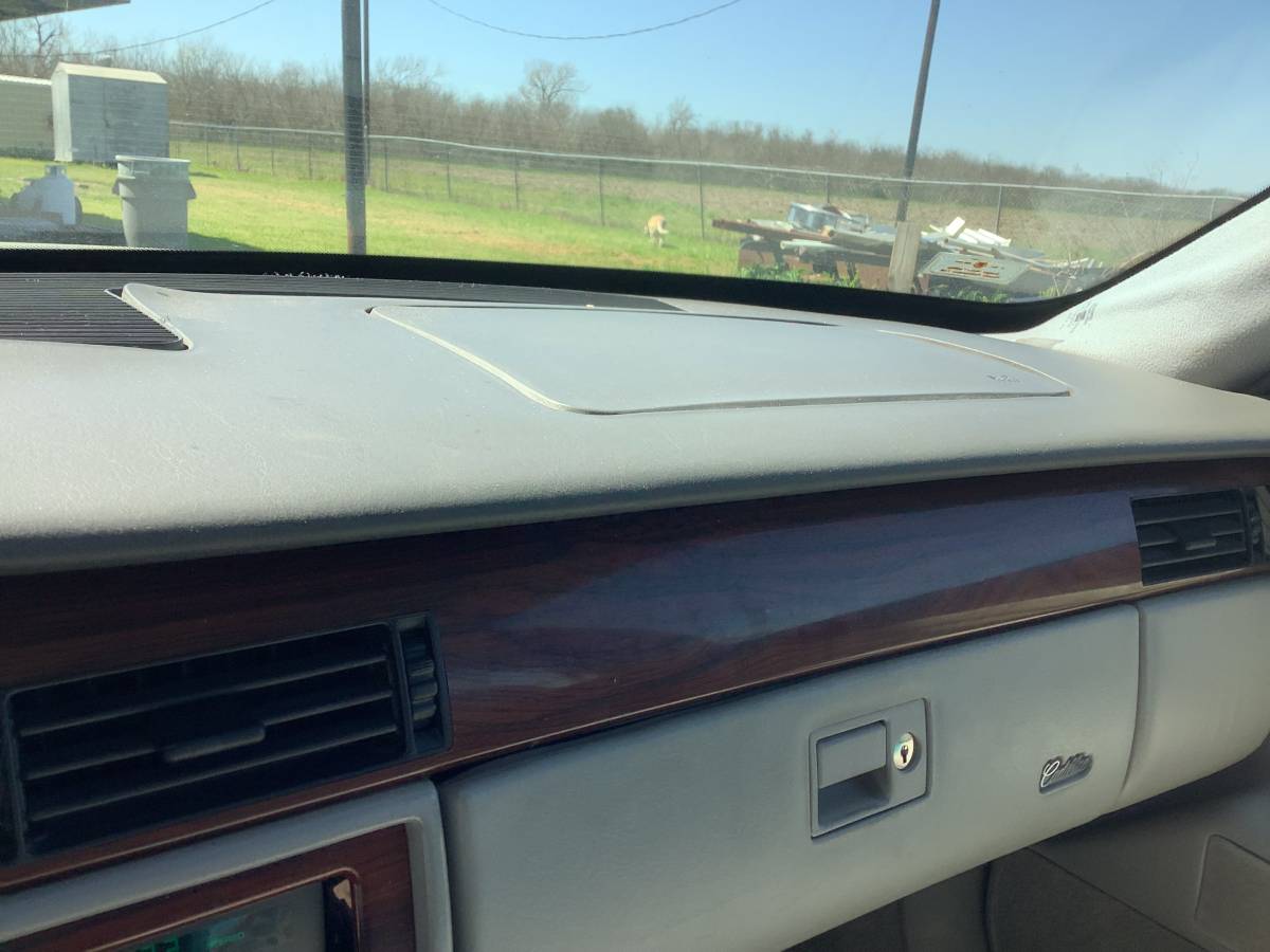 Cadillac-Deville-1994-silver-12