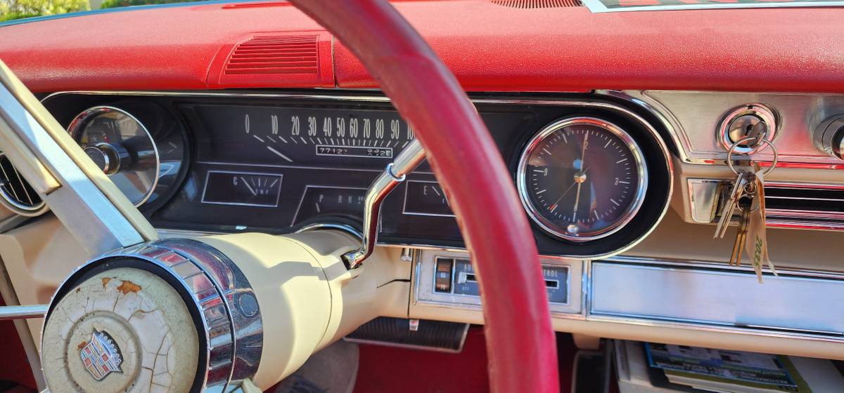 Cadillac-Deville-convertible-1966-4
