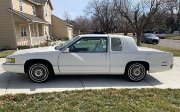 Cadillac-Deville-coupe-deville-1989-white-10