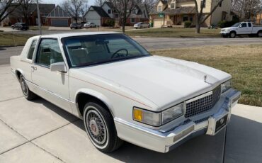 Cadillac-Deville-coupe-deville-1989-white-13