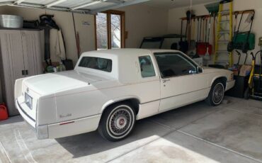 Cadillac-Deville-coupe-deville-1989-white-17