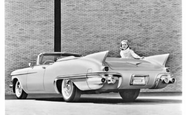 Cadillac-Eldorado-1957-Convertible-17