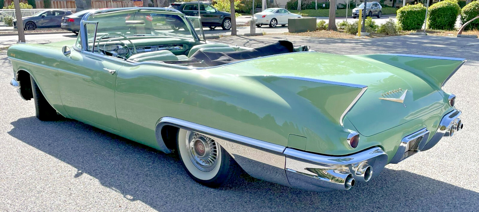 Cadillac-Eldorado-1957-Convertible-3