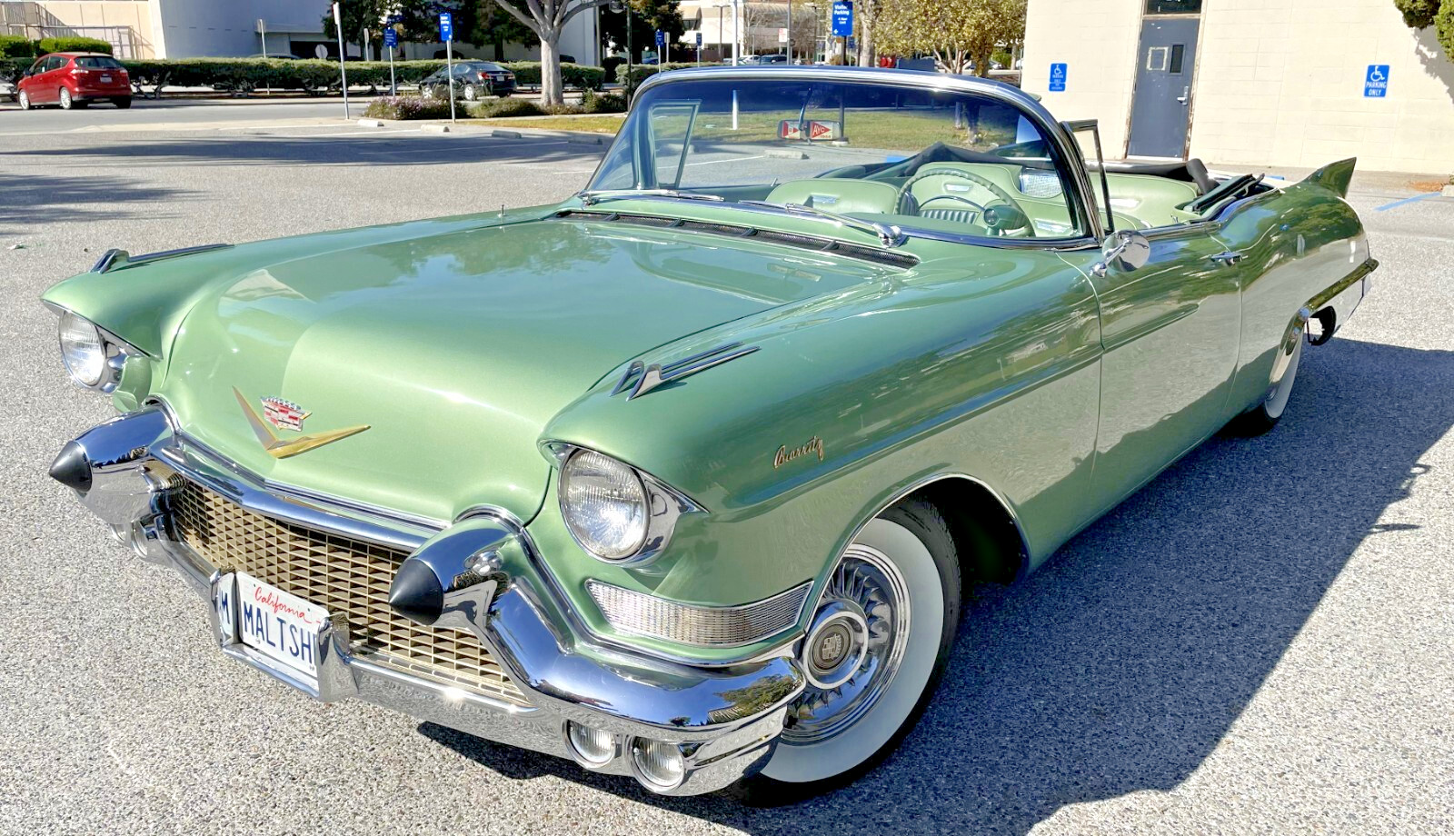 Cadillac-Eldorado-1957-Convertible