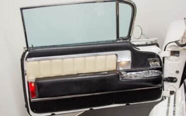 Cadillac-Eldorado-1960-Convertible-36