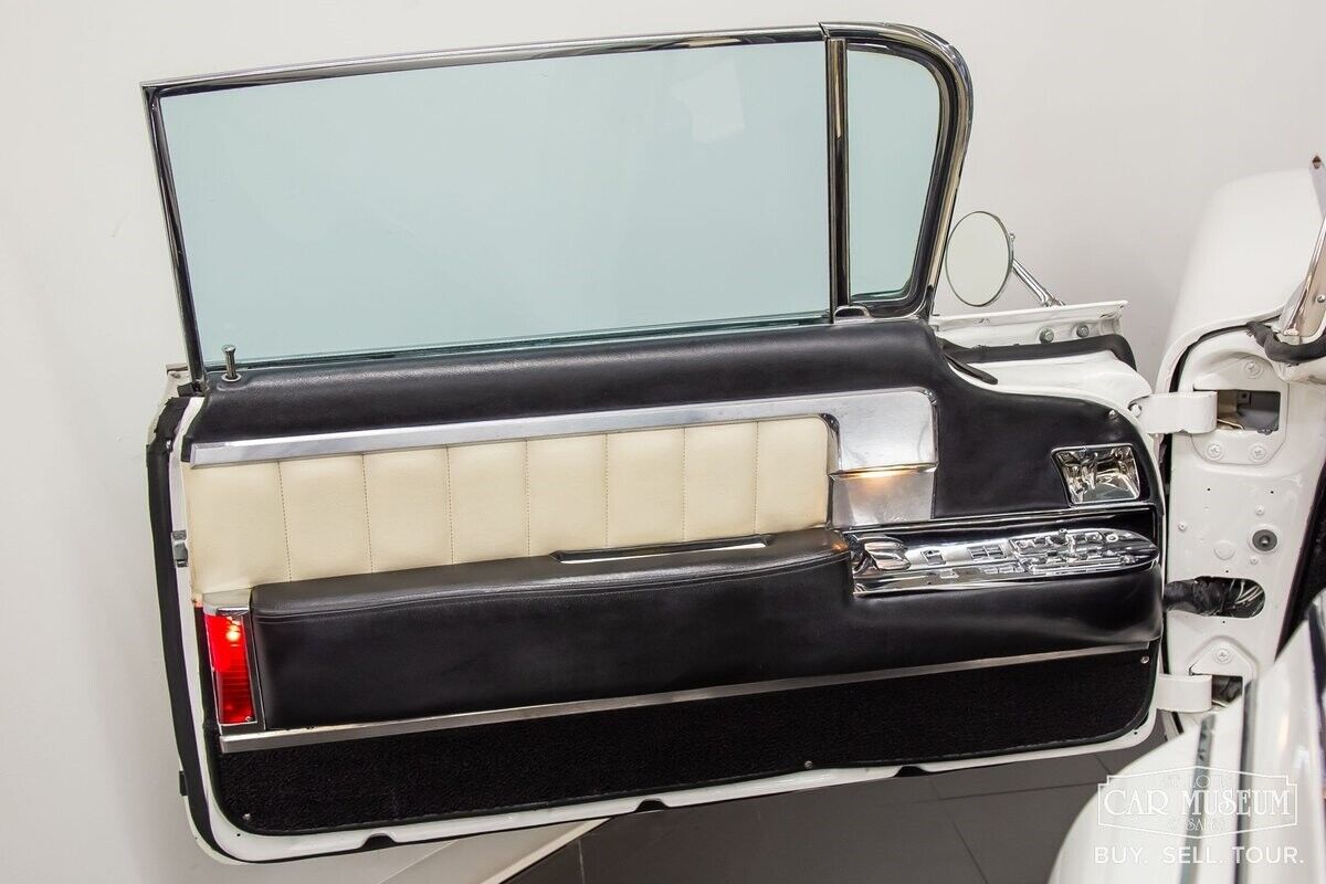 Cadillac-Eldorado-1960-Convertible-36