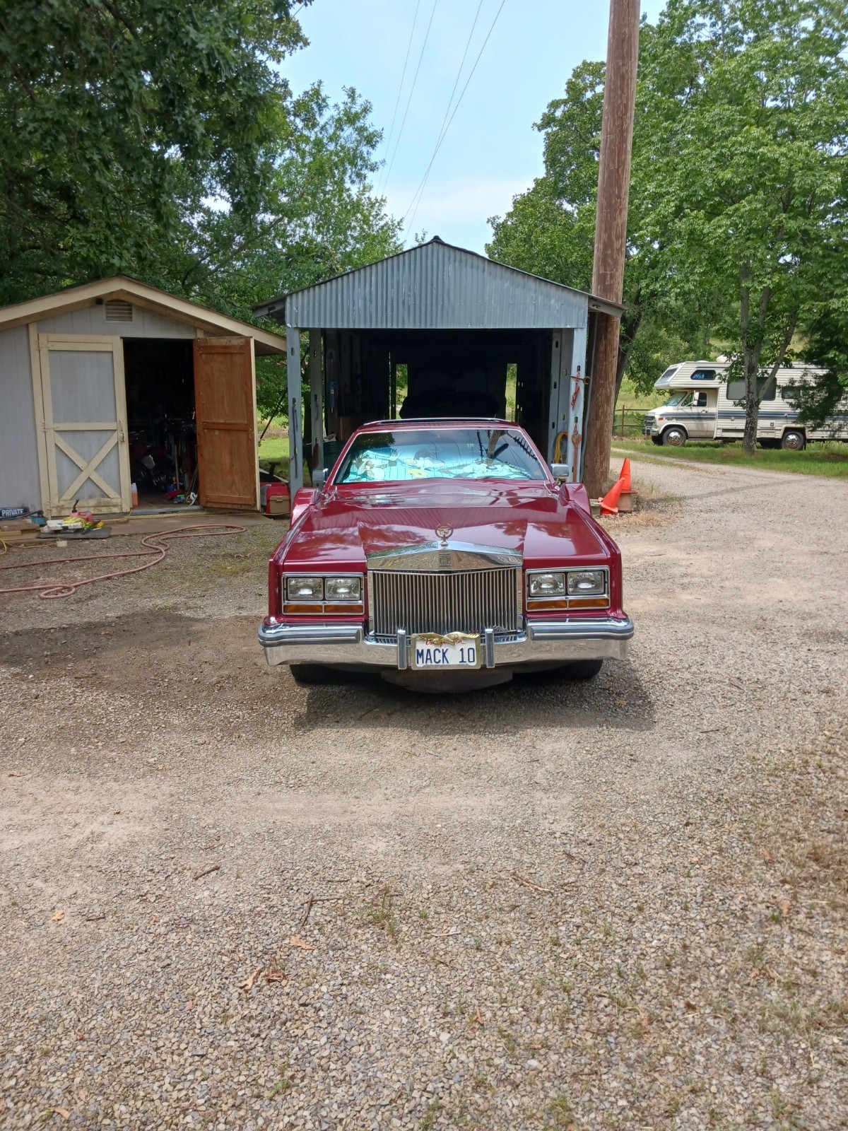 Cadillac-Eldorado-1981-Coupe-1