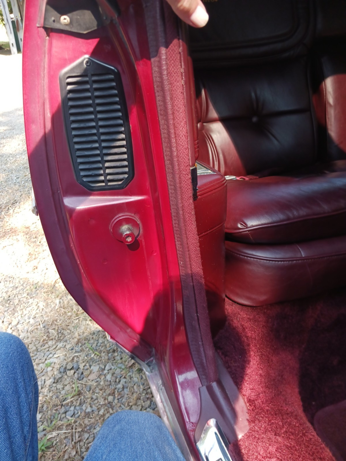 Cadillac-Eldorado-1981-Coupe-8