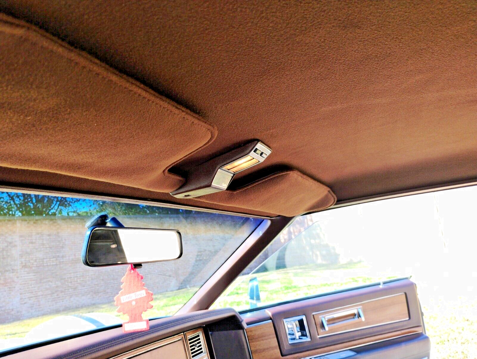 Cadillac-Eldorado-1983-Coupe-14