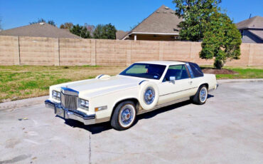 Cadillac-Eldorado-1983-Coupe-2