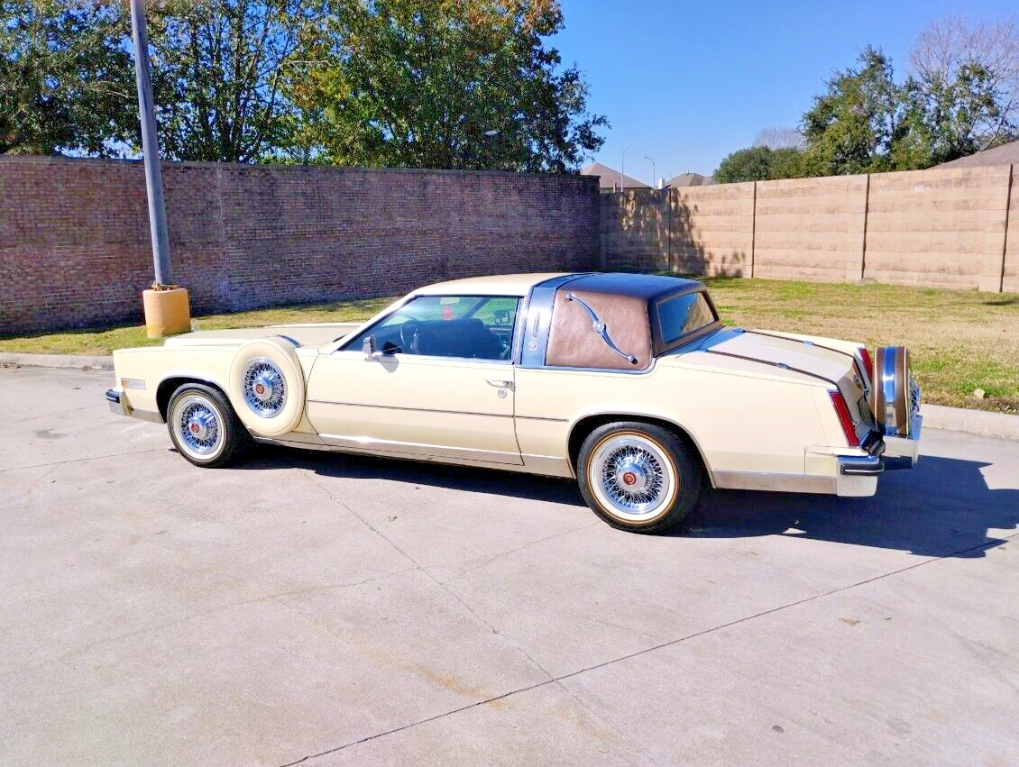 Cadillac-Eldorado-1983-Coupe-3