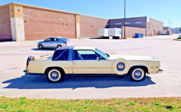 Cadillac-Eldorado-1983-Coupe-4